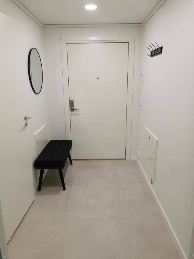 Lofoten Studio Apartment, Vestermyrveien 11 Svolvaer Ngoại thất bức ảnh