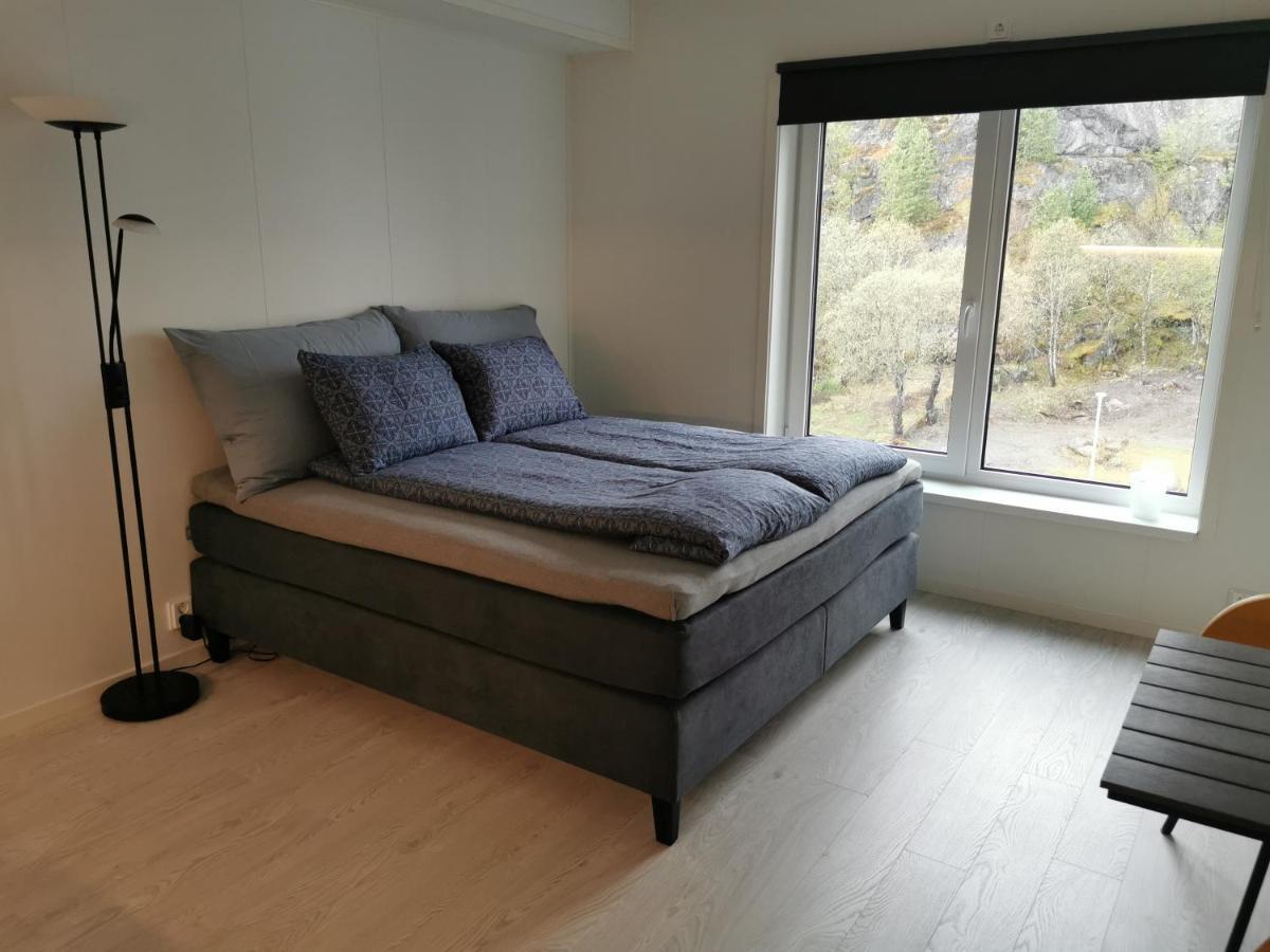 Lofoten Studio Apartment, Vestermyrveien 11 Svolvaer Ngoại thất bức ảnh